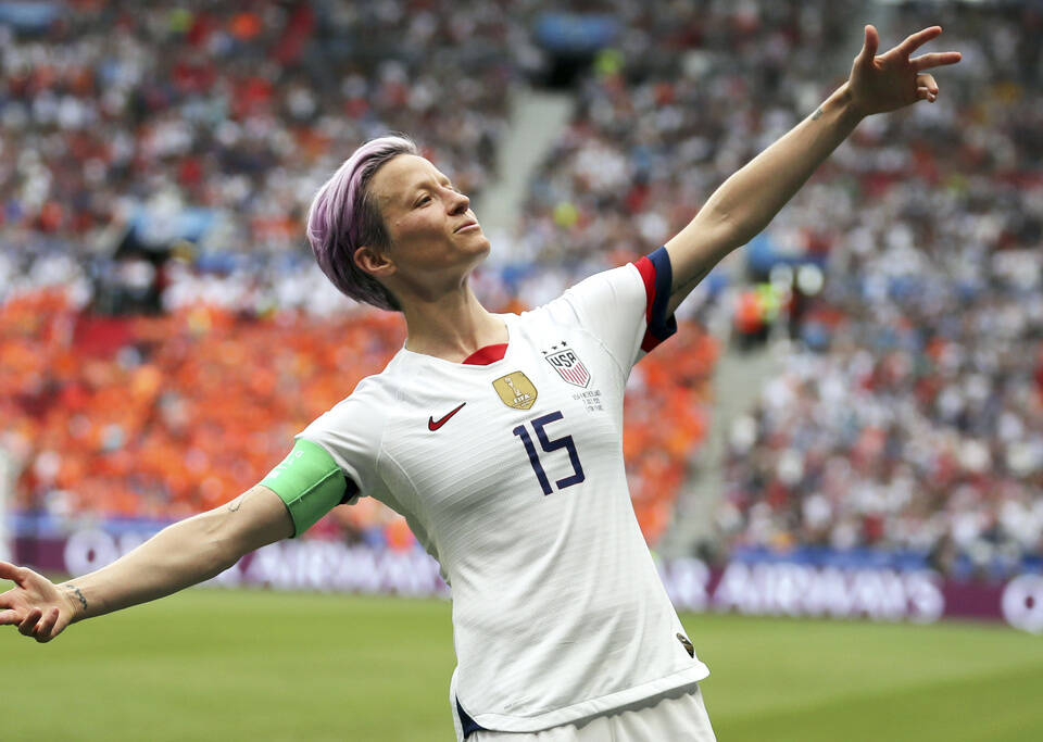 Megyn Schools Soccer Star Megan Rapinoe After She Downplays The Issue Of Trans Athletes In Women 
